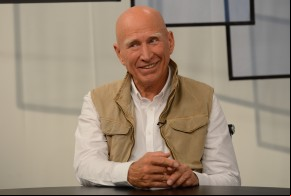 Sebastião Salgado fala das viagens pelo mundo